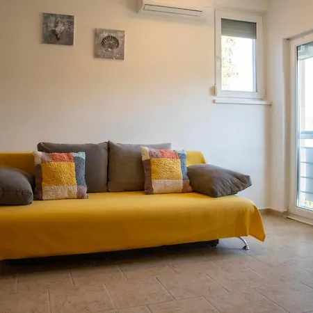 Dollar Apartman Lejlighed