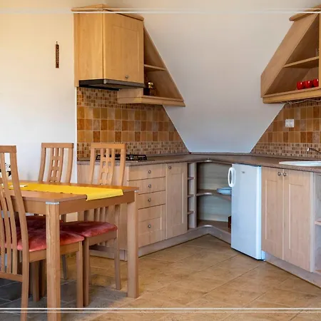 Lejlighed Dollar Apartman