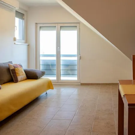 Dollar Apartman