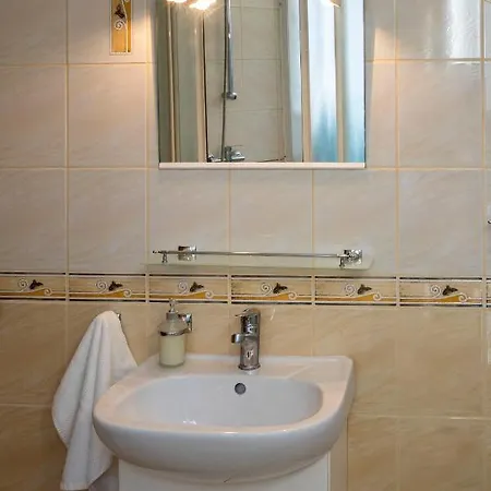 Lejlighed Dollar Apartman