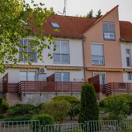 Dollár Apartman Orfű